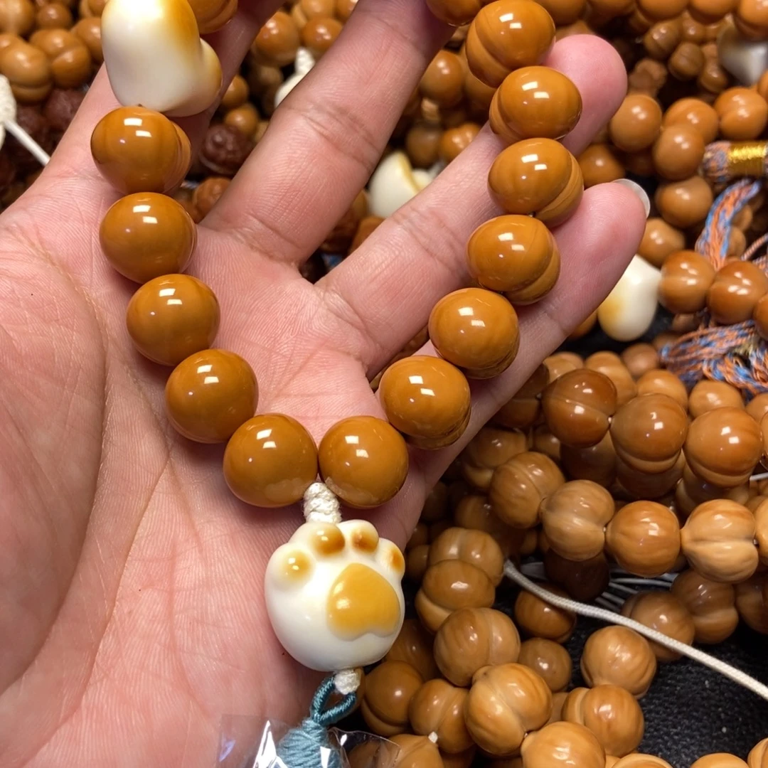 深***笑猴头核桃吊坠全品屁桃