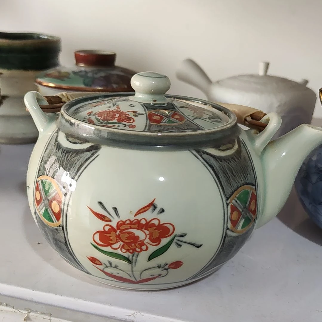 杯30包邮，偏远地区不包邮，中古品不保全新。