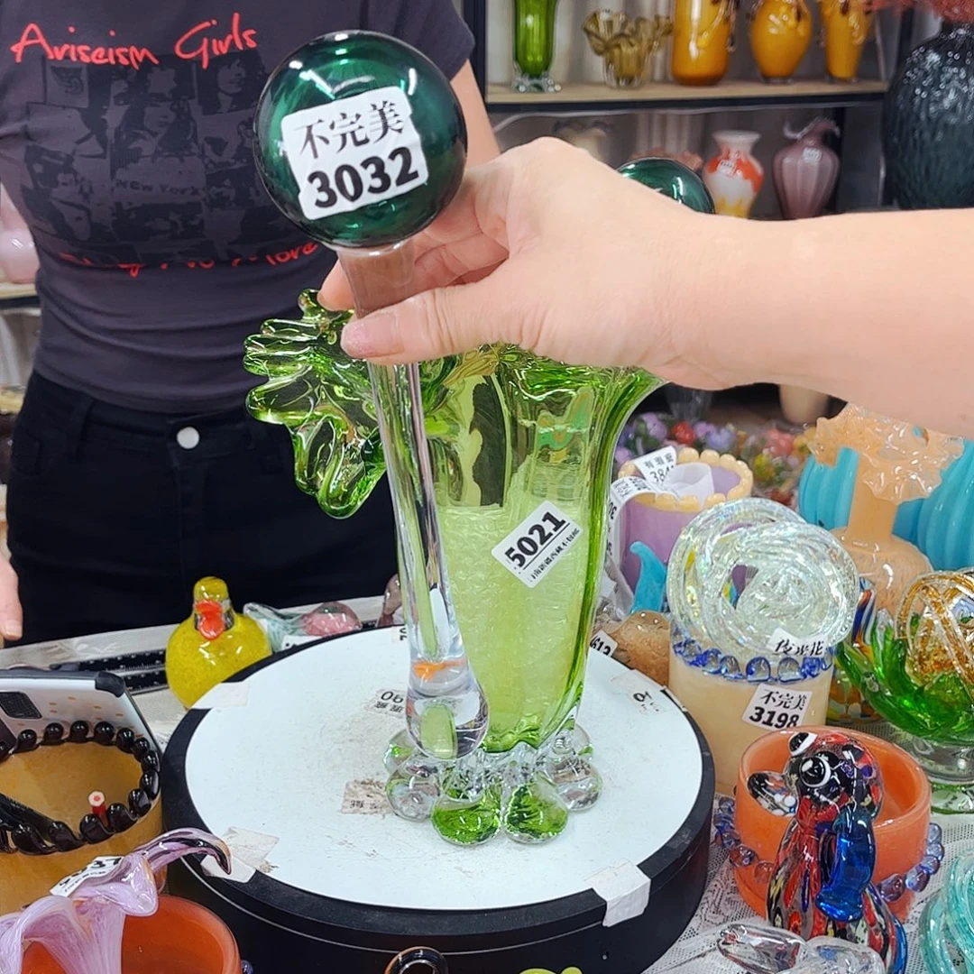 3032 家悦琉璃工艺品不完美