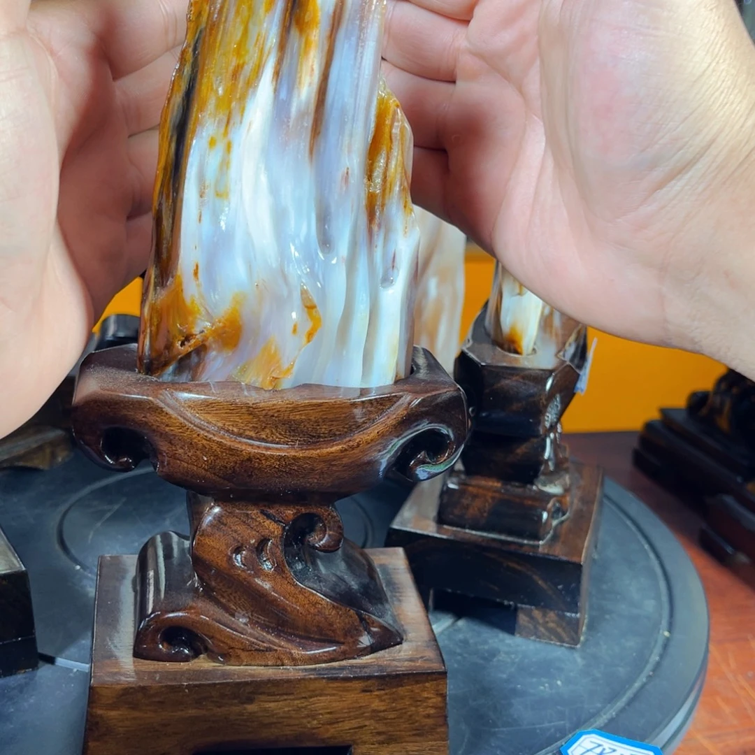 用***2硅化玉未镶嵌珠宝奇石