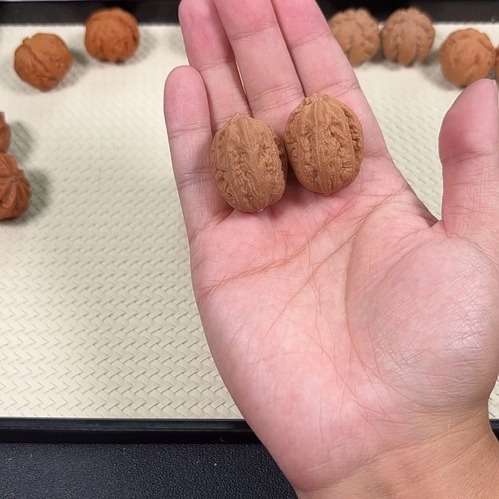 吊坠文玩核桃粗筋八楞