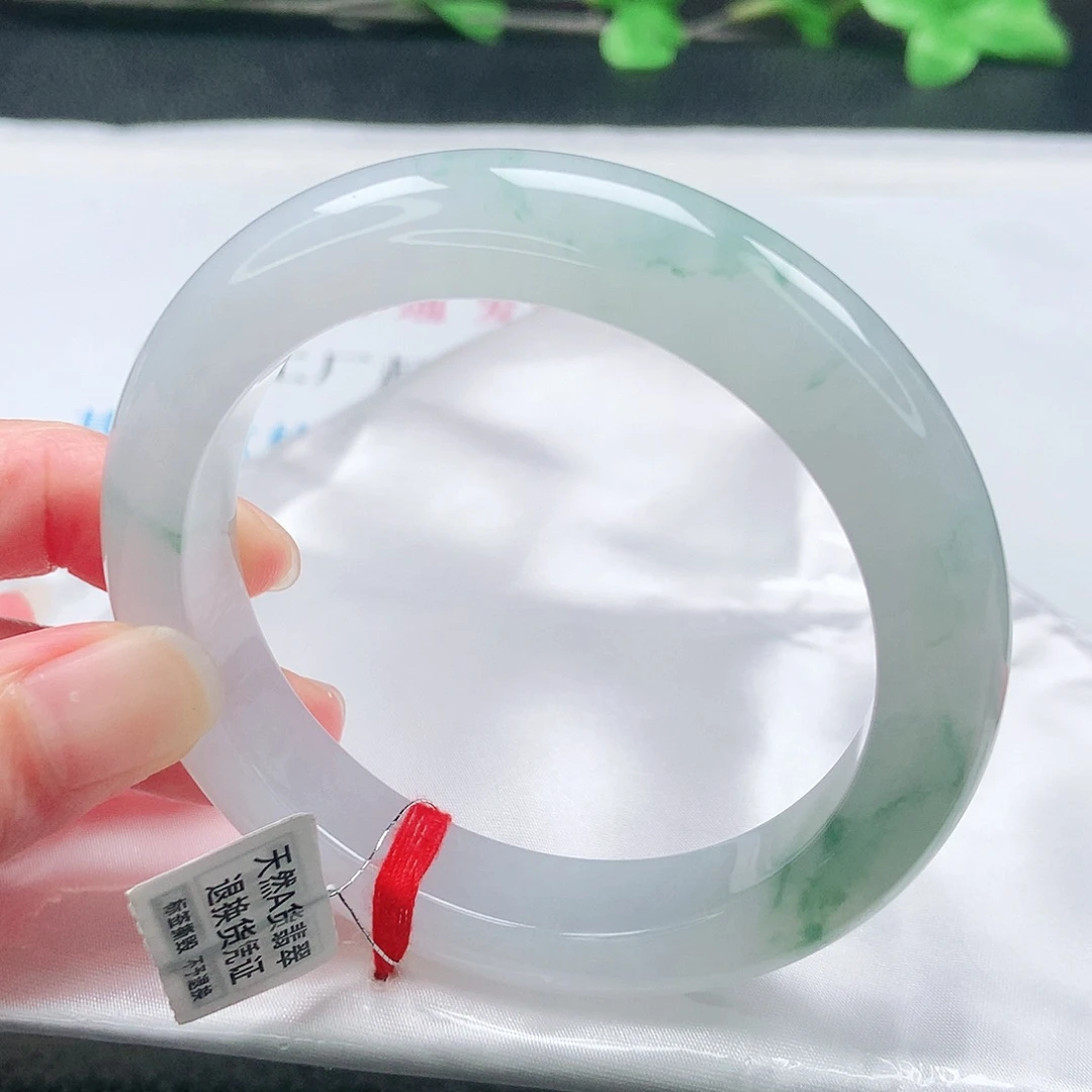 翡翠未镶嵌手镯58圈