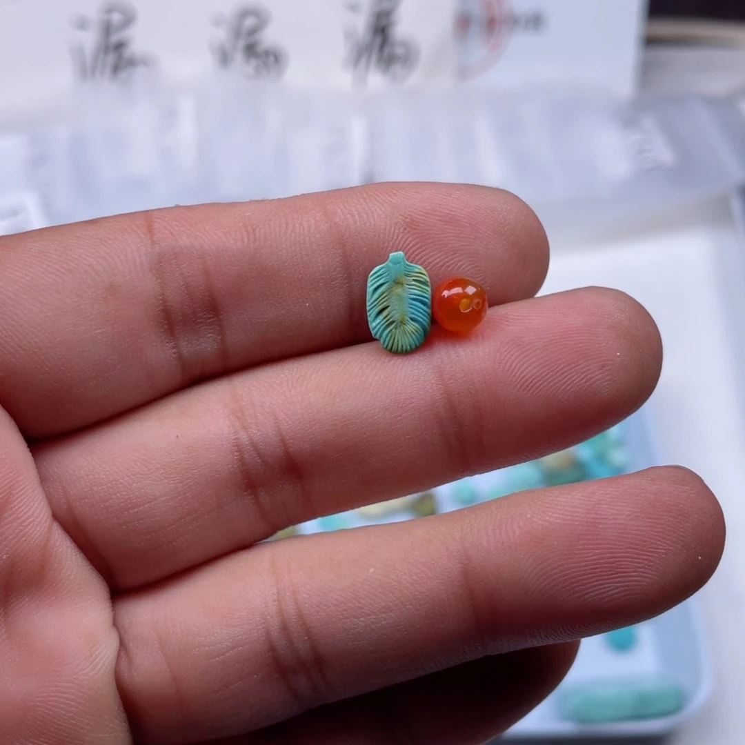 南红玛瑙未镶嵌颈饰197