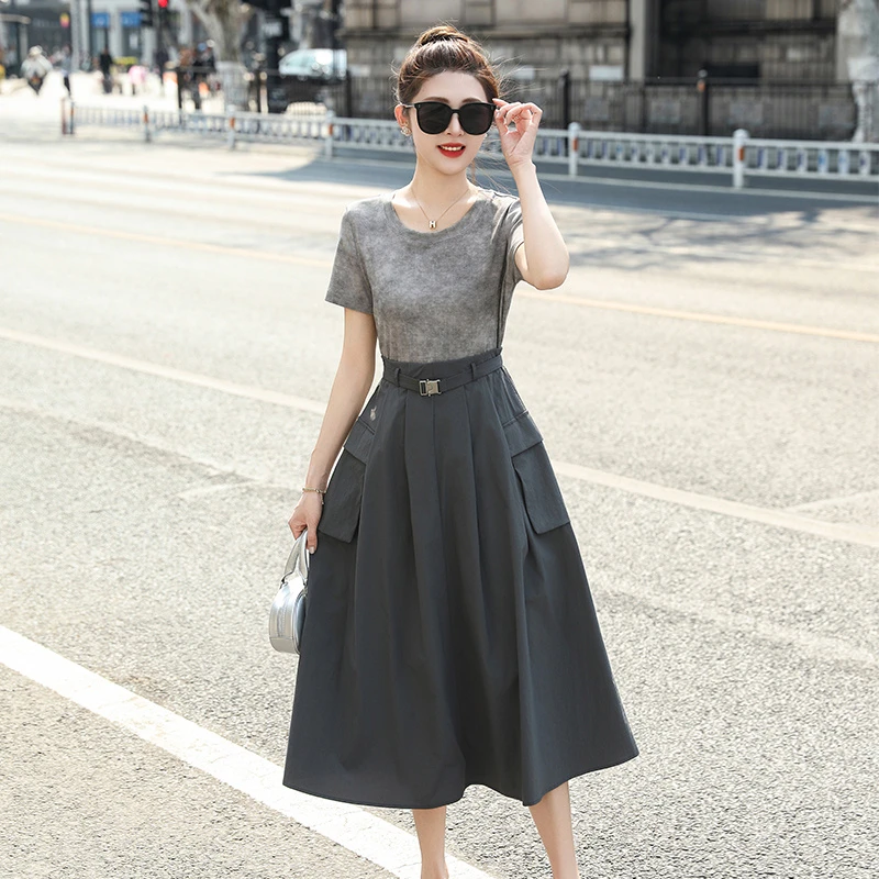 2025新款今年流行爆款夏季连衣裙收腰显瘦简约通勤高档连衣裙女夏