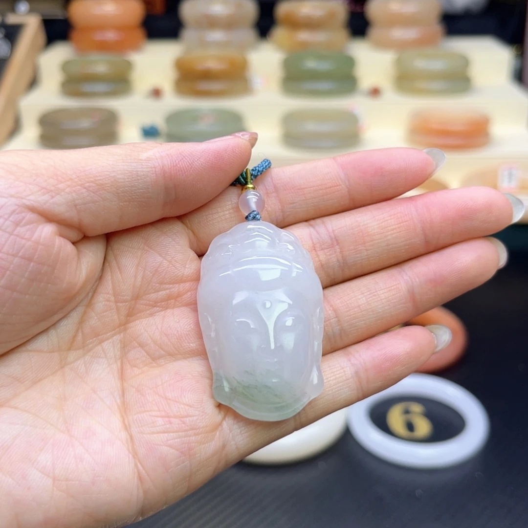 石英岩玉未镶嵌手镯