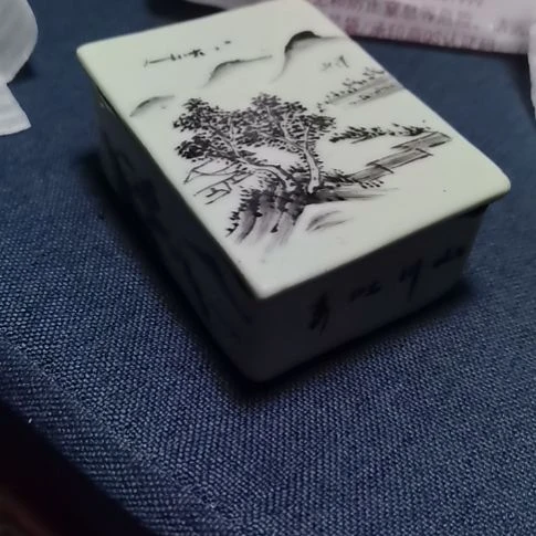 摆件旧瓷器摆件，不包邮的