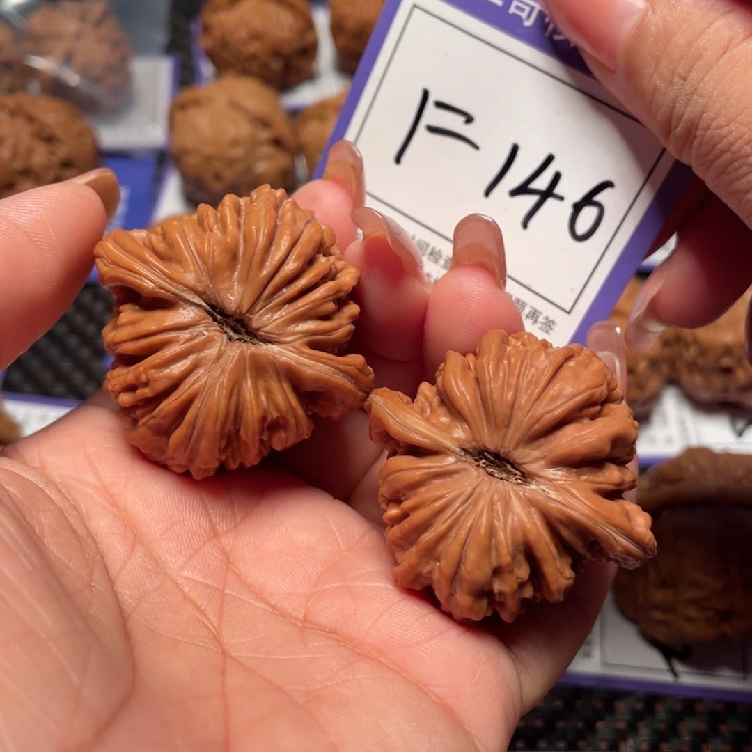 把件桃核146号楼子41