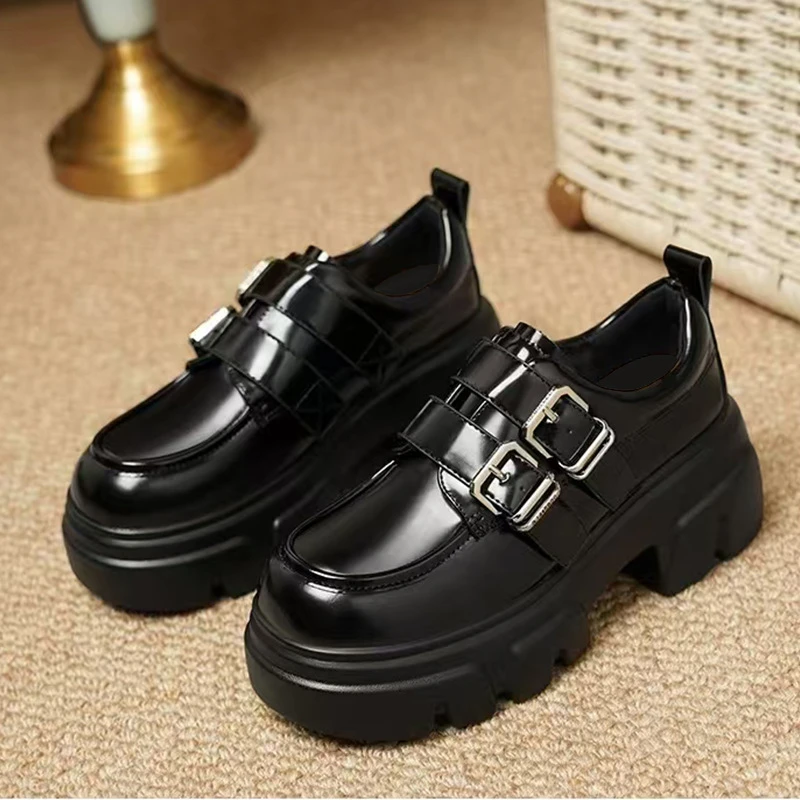 英伦风小皮鞋女2025春秋新款厚底金属搭扣一脚蹬复古玛丽珍乐福鞋