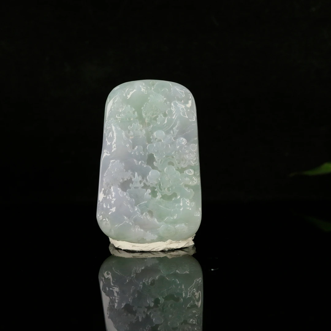 8天然缅甸翡翠A货春彩山水牌/100015保利厦门拍卖