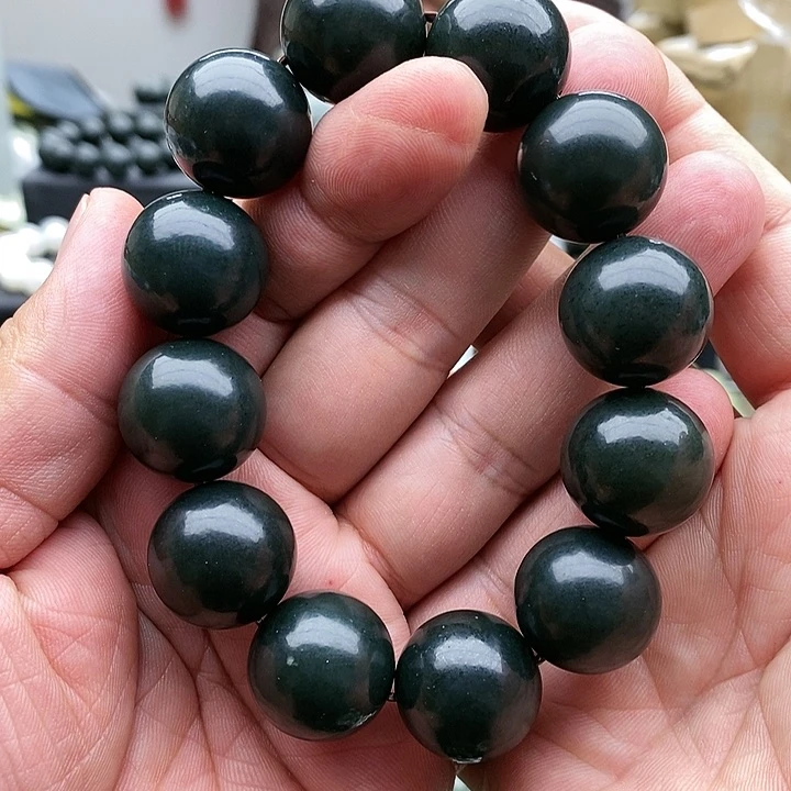 【闪购商品】未镶嵌手链和田玉20油青