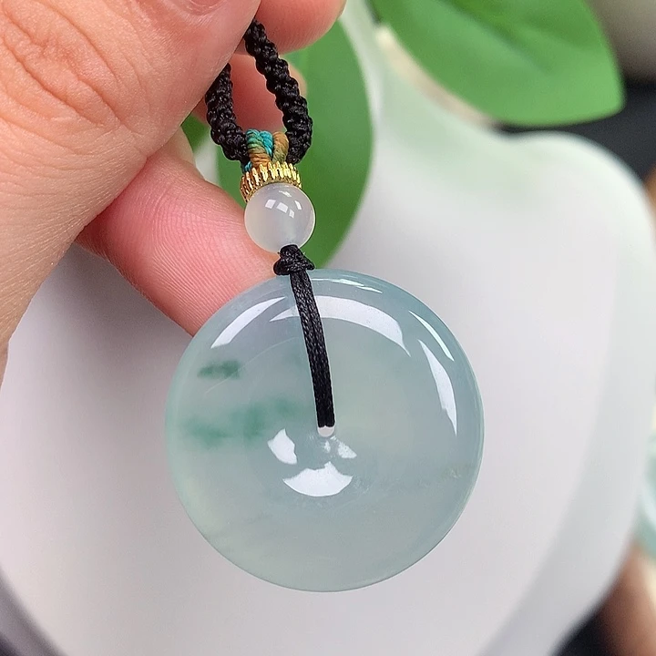 颈饰未镶嵌翡翠平安扣28x6.3mm