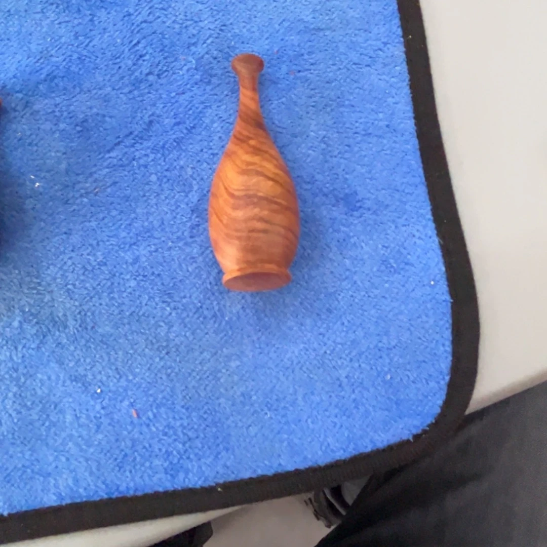 青***麦柏木无事牌小花瓶