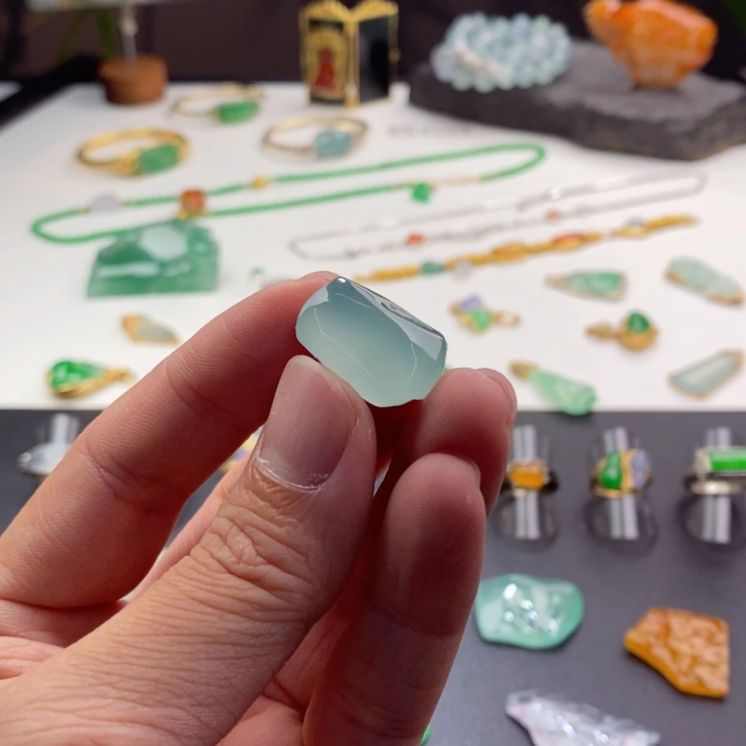 定制翡翠未镶嵌裸石