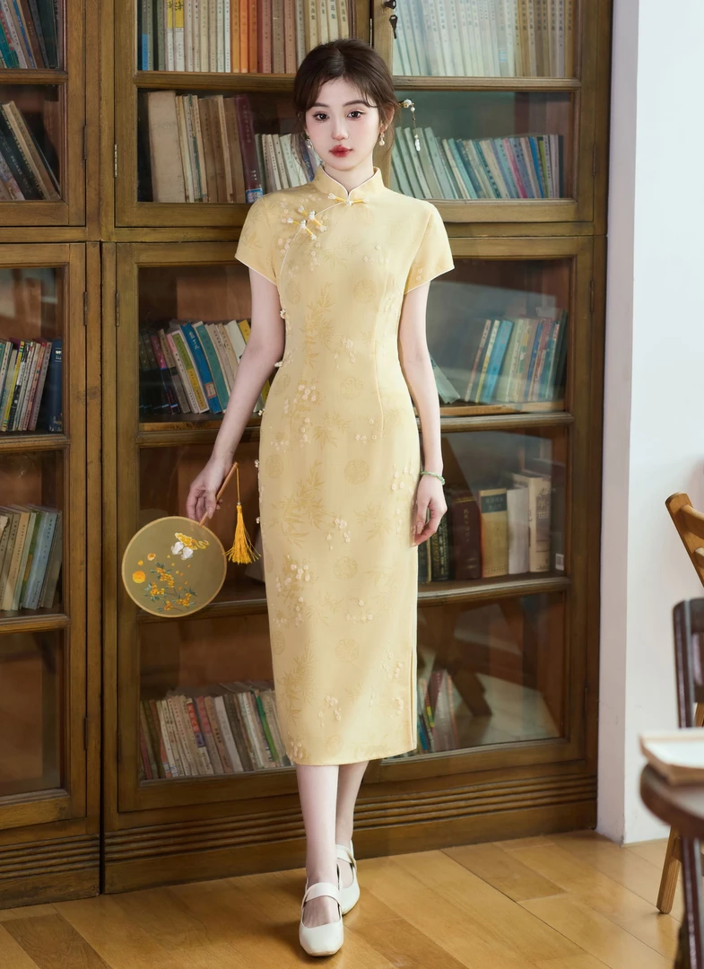 纯色单层丝麻新中式国风旗袍裙子女款爆款2025新款修身显瘦连衣裙