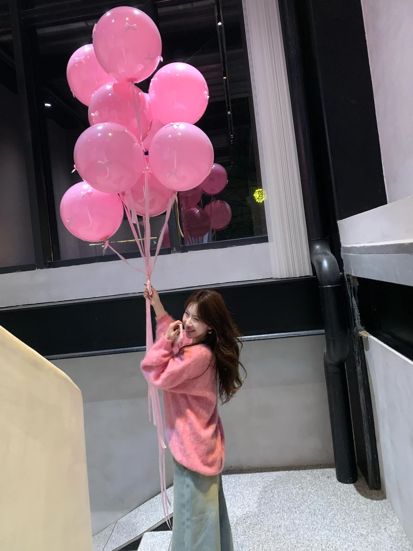 202秋冬新款巨好看软糯粉色v领毛衣慵懒宽松针织衫温柔上衣牛仔裤