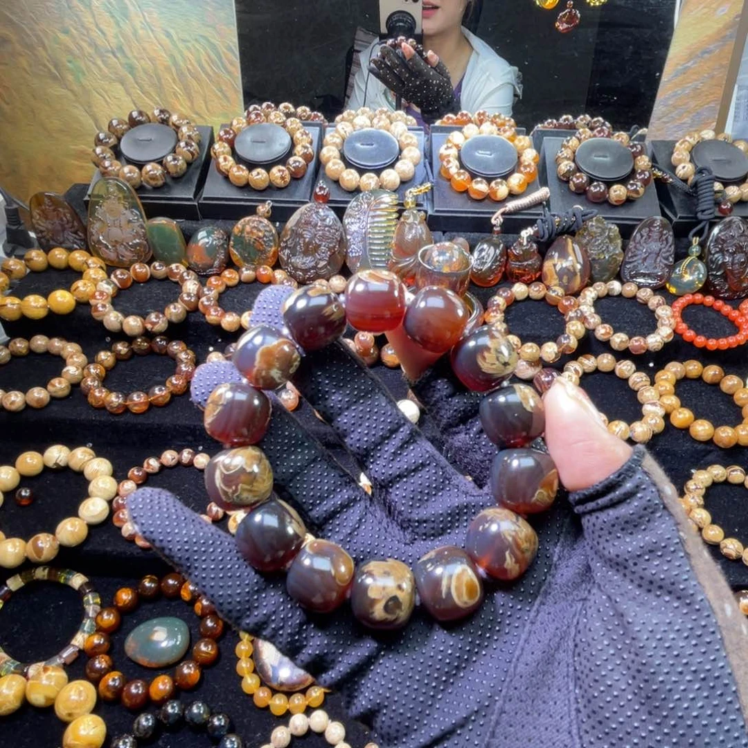 未镶嵌琥珀手链老型溶洞17