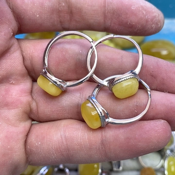 蜜蜡裸石银S925镶嵌多样性发货其一