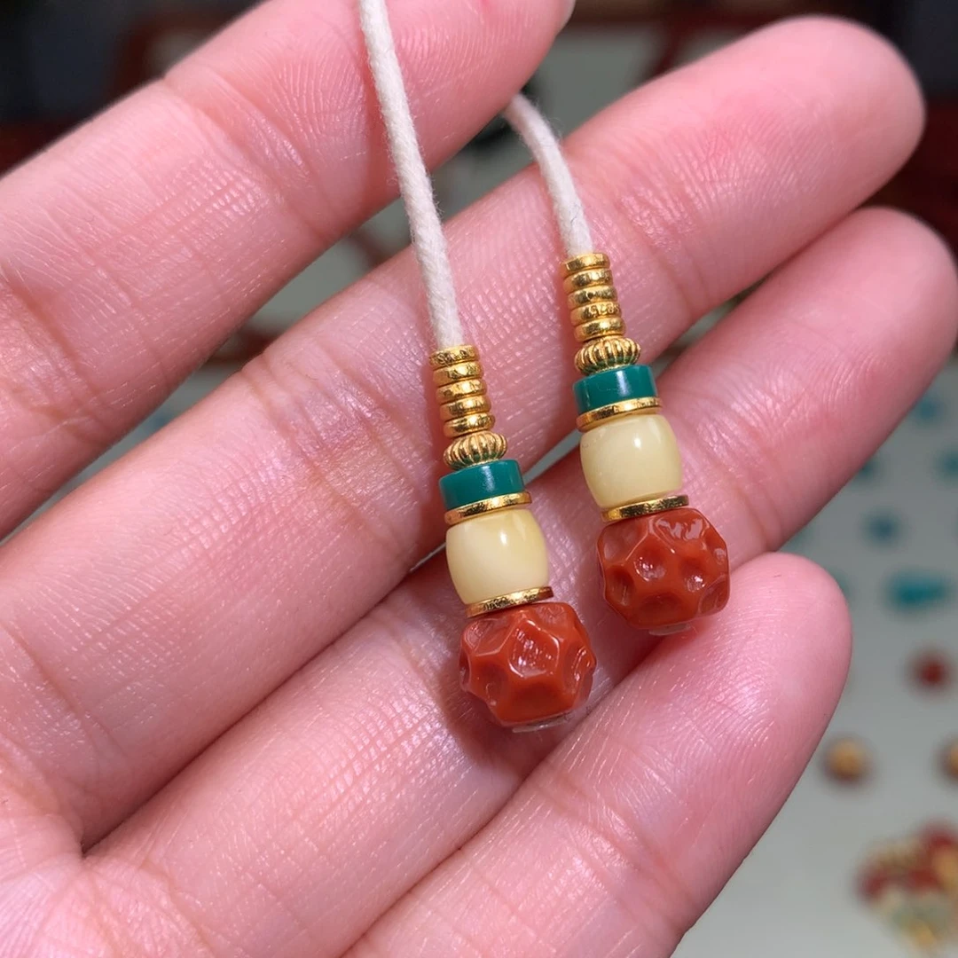 南红玛瑙颈饰未镶嵌