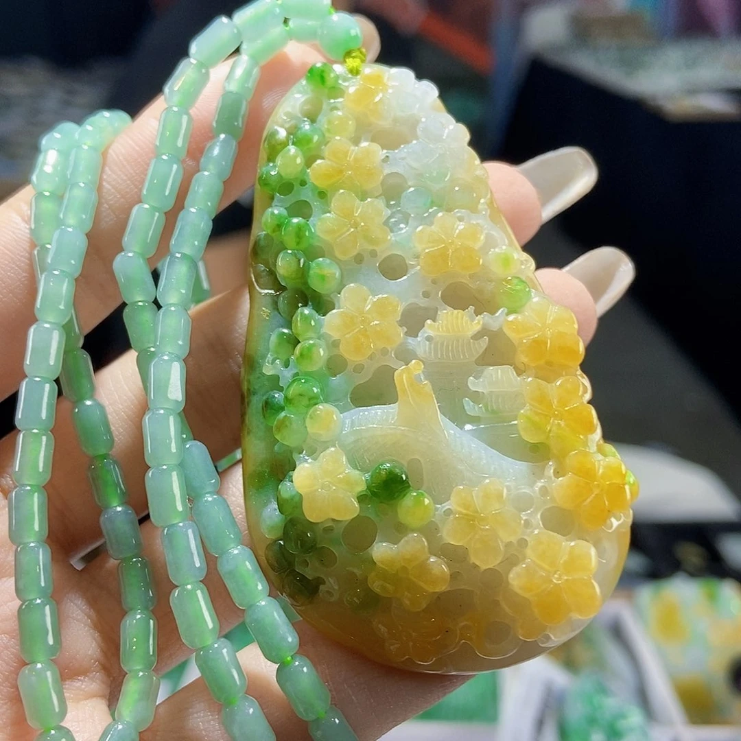 颈饰未镶嵌翡翠翡翠