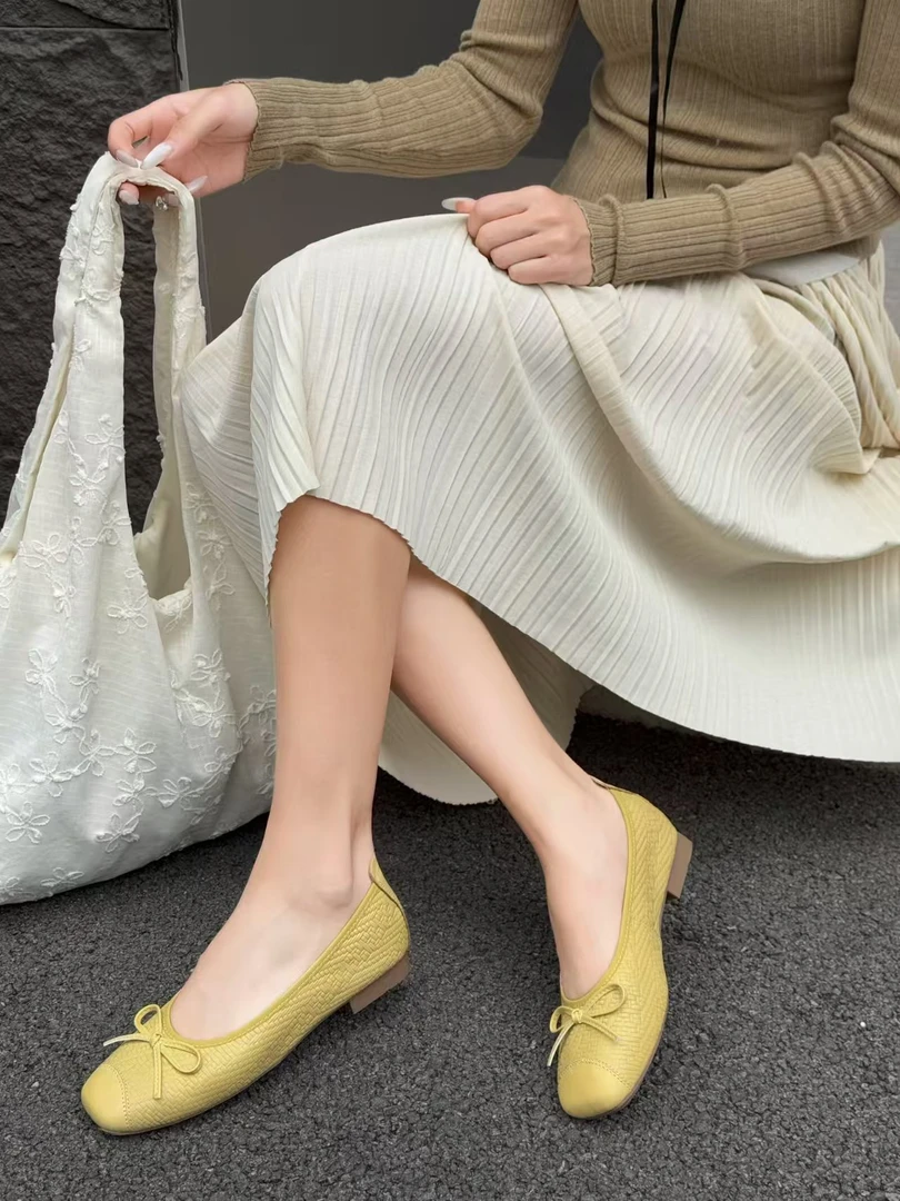 亮点女人2025夏季新款平底舒适超软方头浅口百搭女鞋37-43码