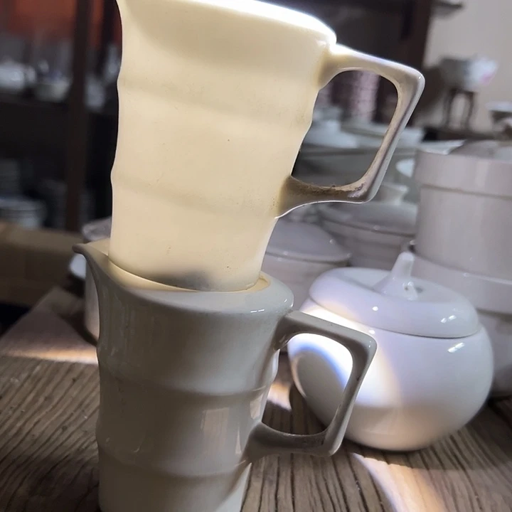 国营尾货骨瓷竹子奶杯一对