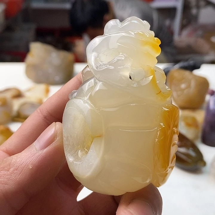玛瑙/玉髓未镶嵌颈饰