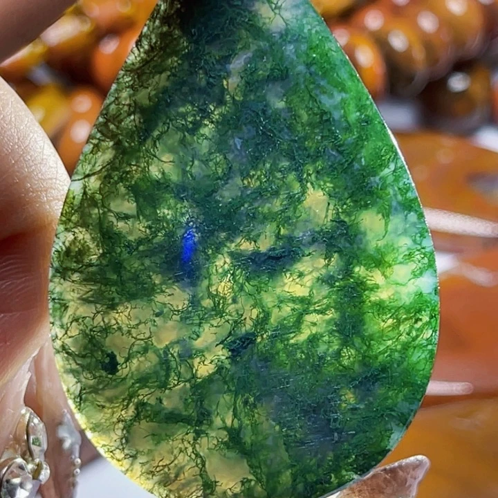 玛瑙/玉髓颈饰未镶嵌西**典