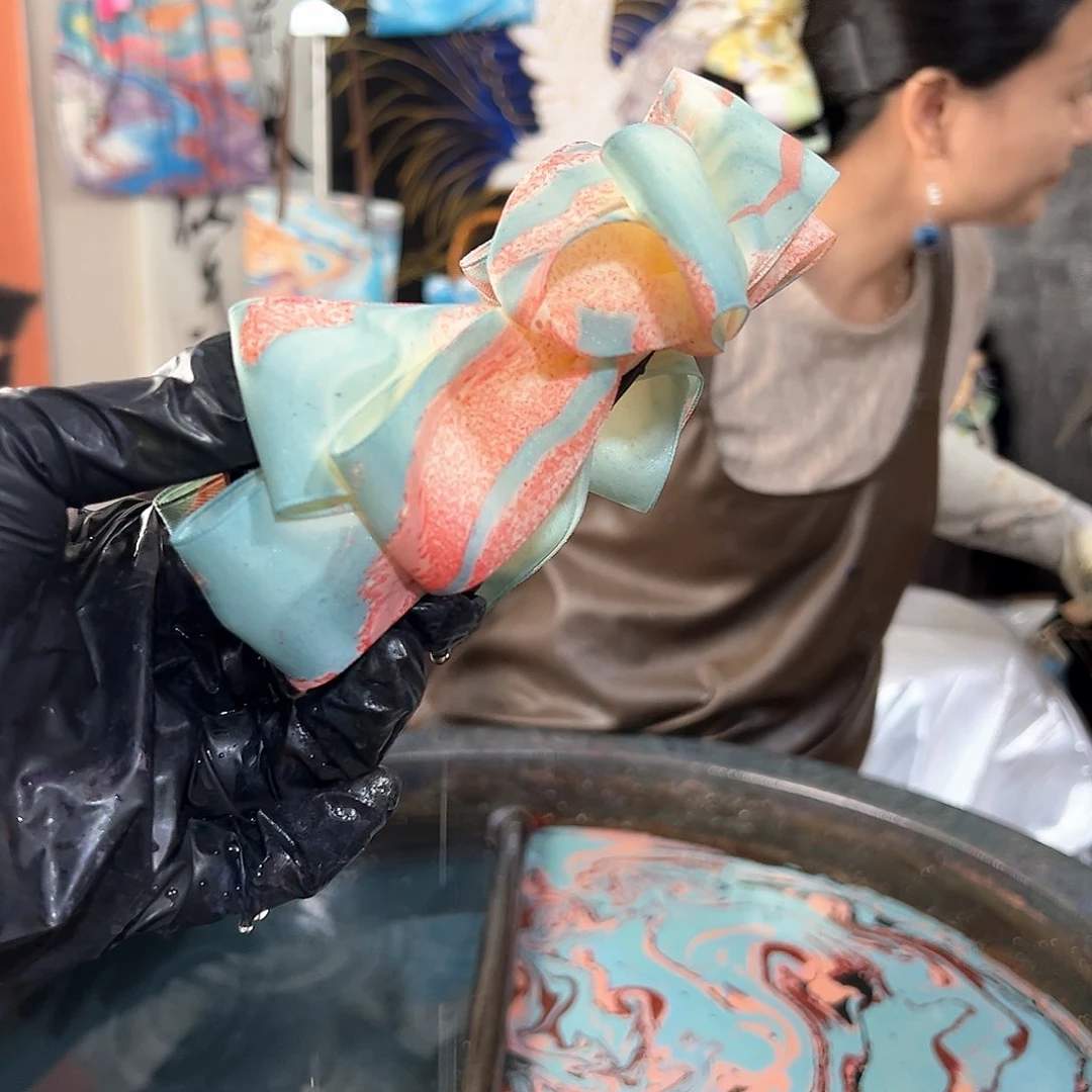 307香蕉夹蓝粉碎花