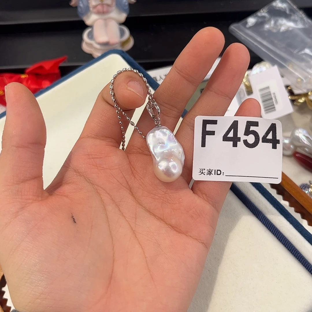 淡水珍珠合金耳饰