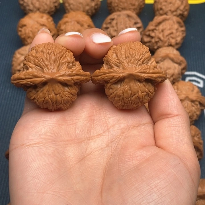 文玩核桃吊坠北京宽边41