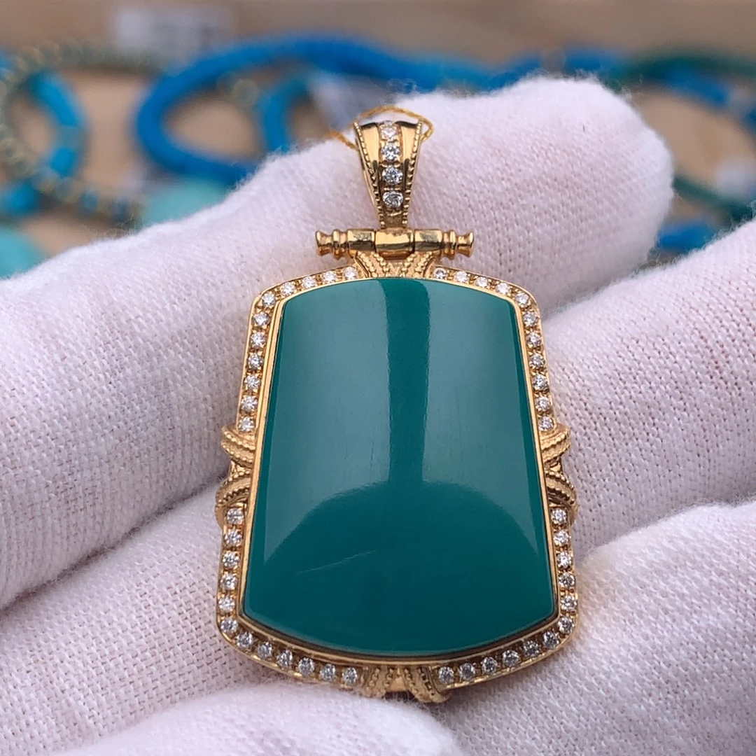 绿松石18K金镶嵌珠宝奇石