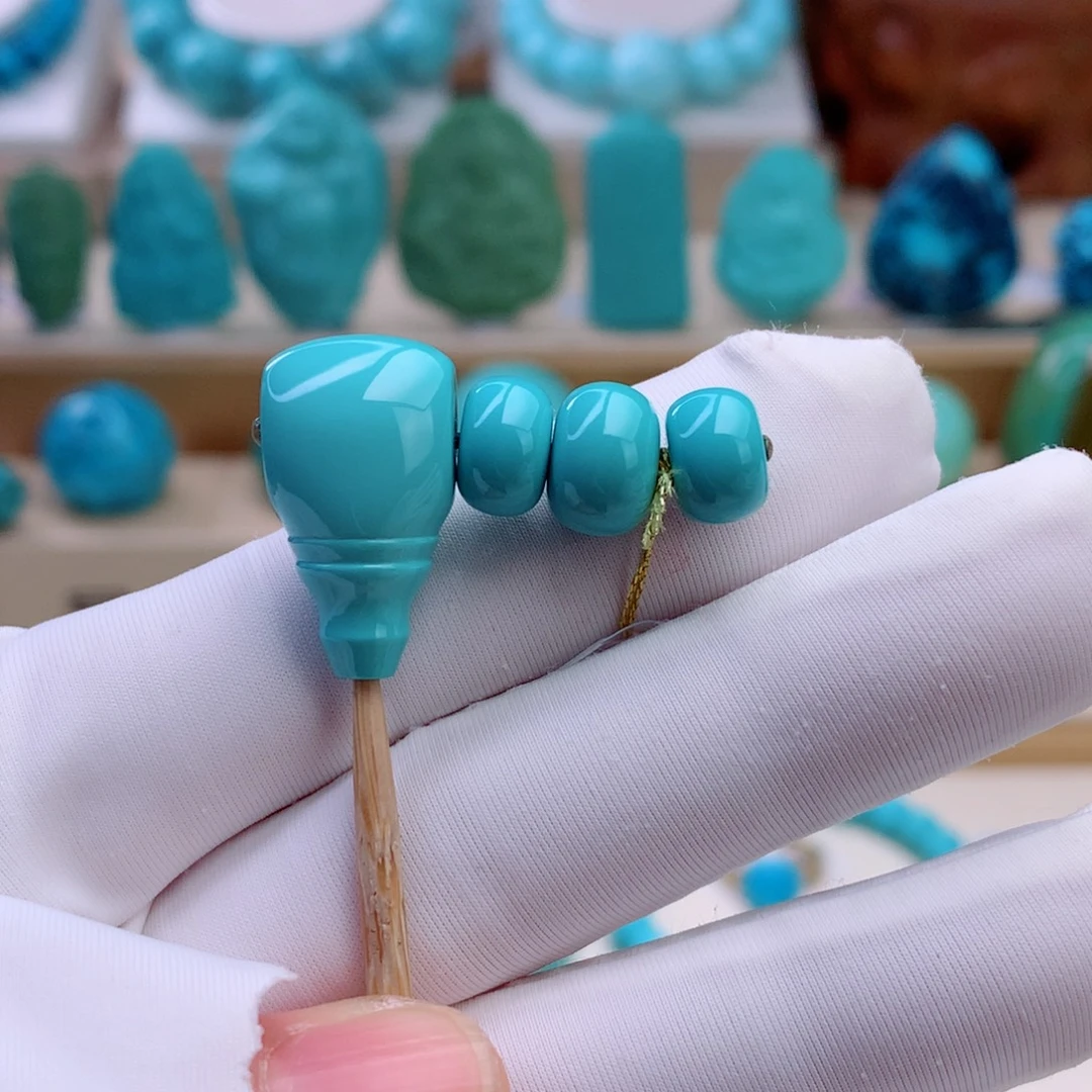 绿松石未镶嵌挂件