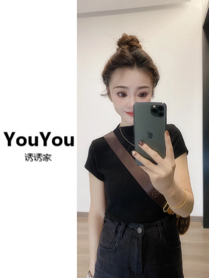 新款百搭简约短袖