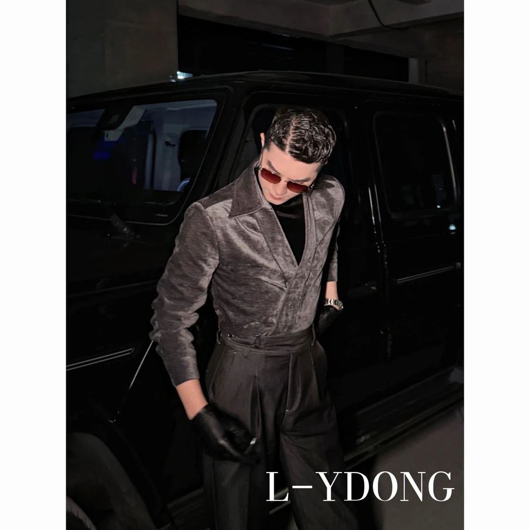 L-YDONG【法式雅绅】英伦轻奢老钱风法式V领秋冬丝绒衬衫D615A