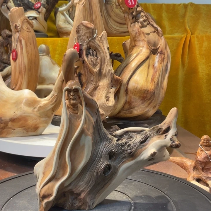 柏木（崖柏）崖柏  长眉