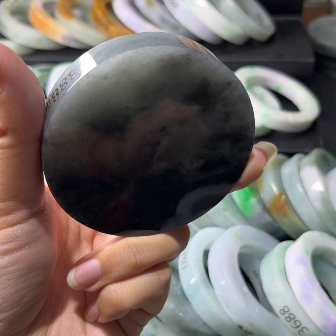 定制翡翠未镶嵌翡翠手镯