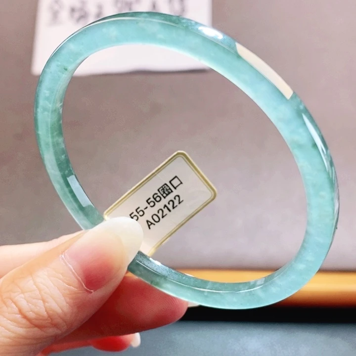 翡翠未镶嵌手镯翡翠手镯18