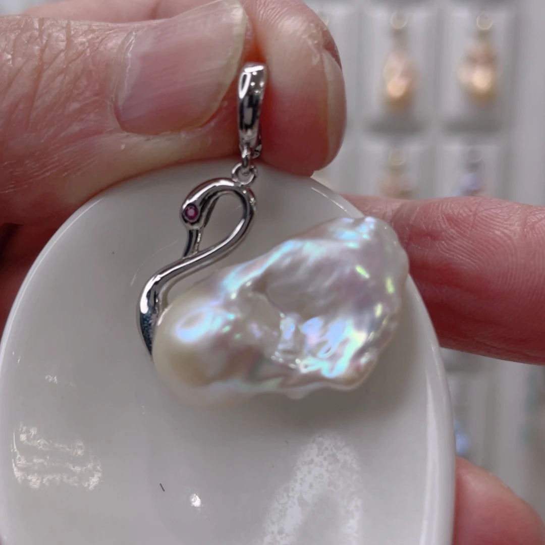 颈饰未镶嵌淡水珍珠