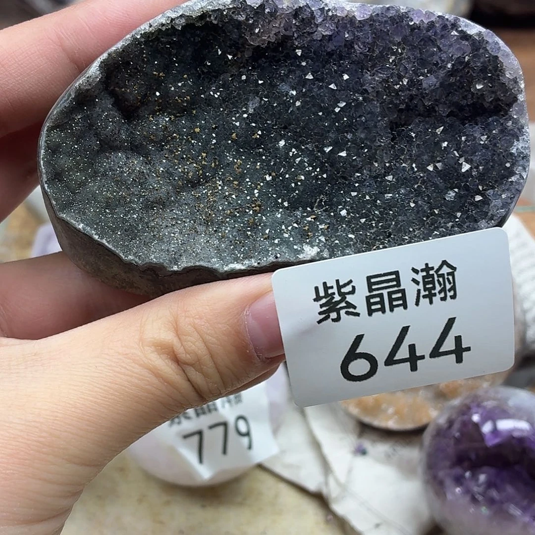 水晶未镶嵌大型摆件（非配饰）