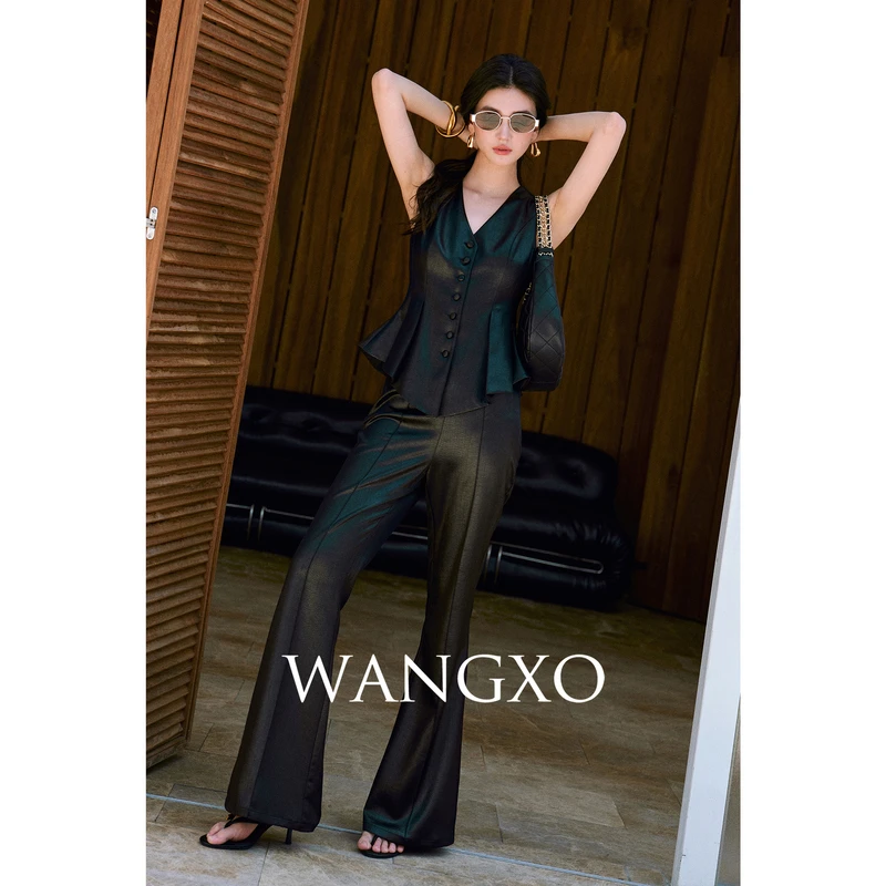 WANGXO  肌理缎面气质收腰V领套装253703W