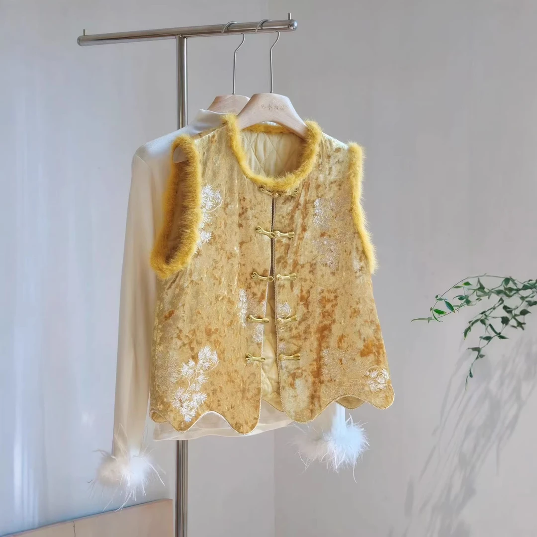 2026冬季新中式国风重工刺绣水貂毛拼接轻奢加棉坎肩马甲上衣外套
