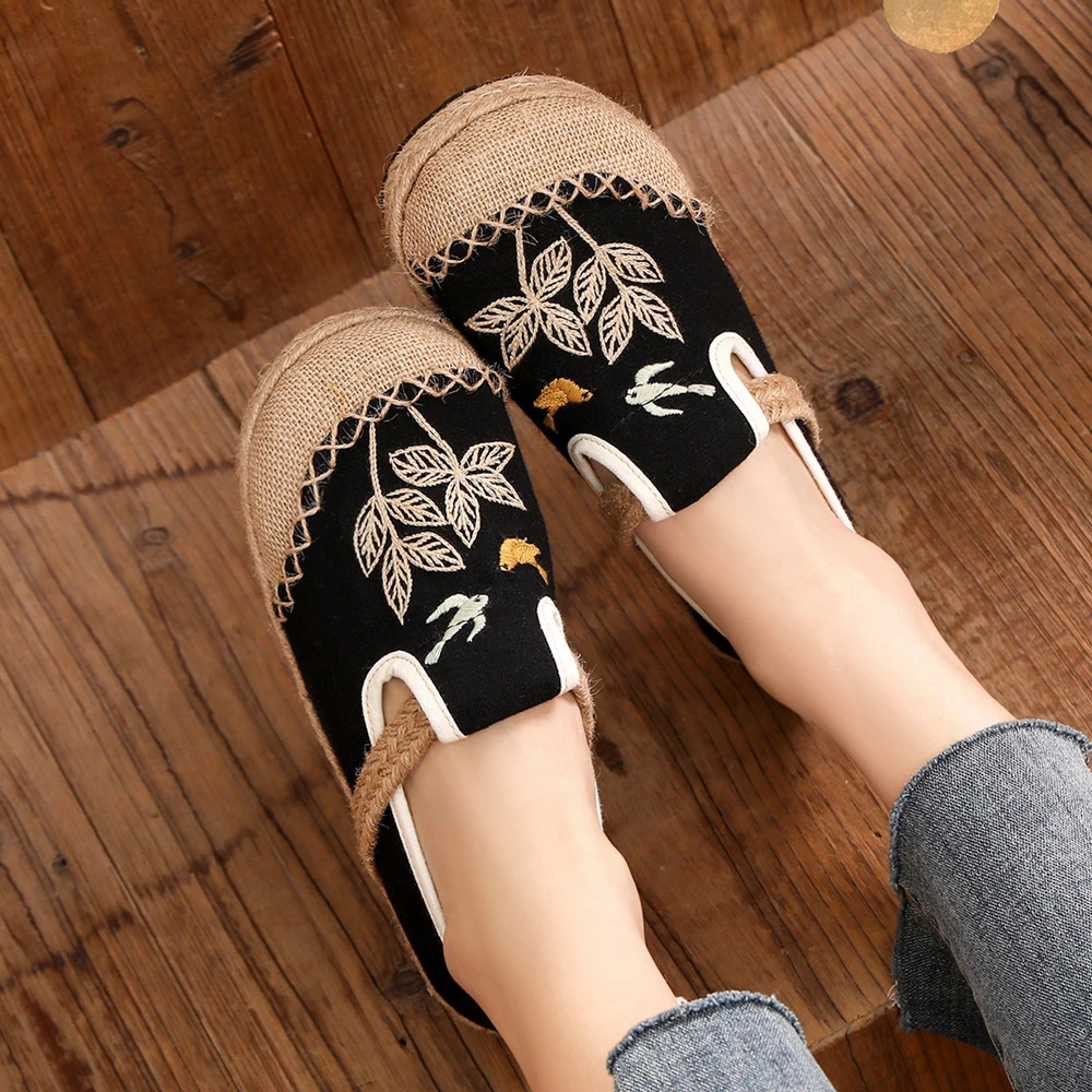 民族风绣花鞋春季新款老北京布鞋女鞋防滑复古棉麻透气软底大头鞋