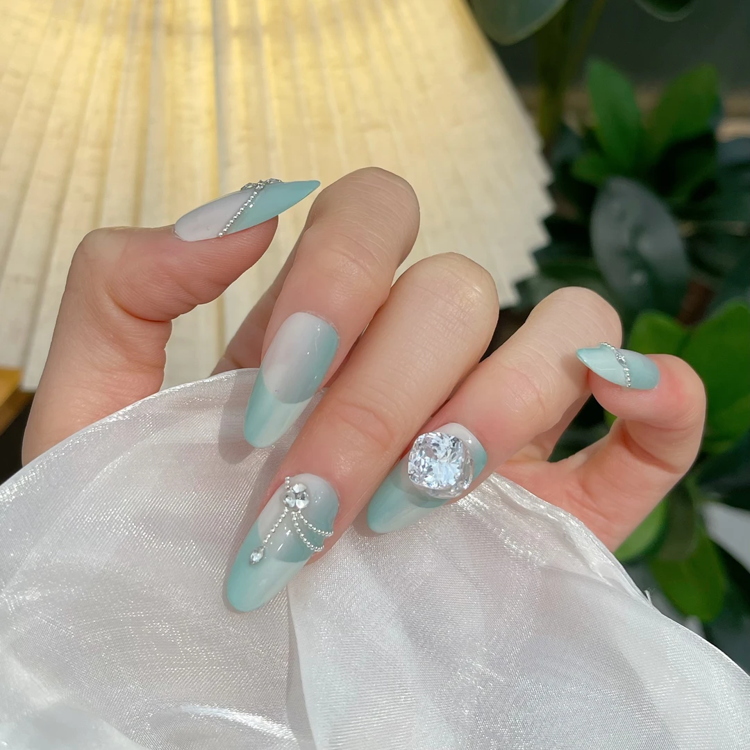 【渐变双法】设计师款 空间渐变法式 可重复穿戴美甲 5A高碳锆石