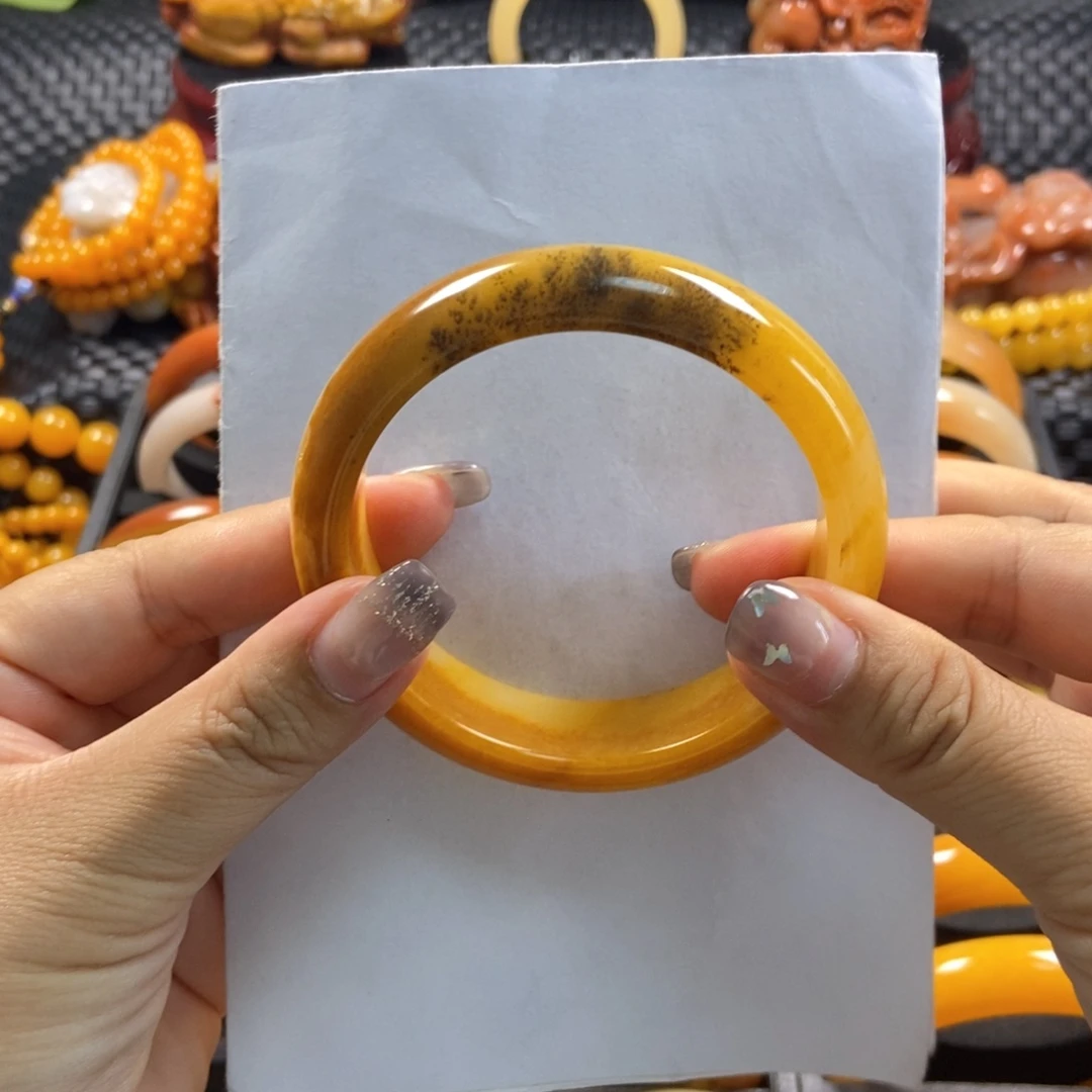 7***蟹石英质玉（黄龙玉）未镶嵌手镯H