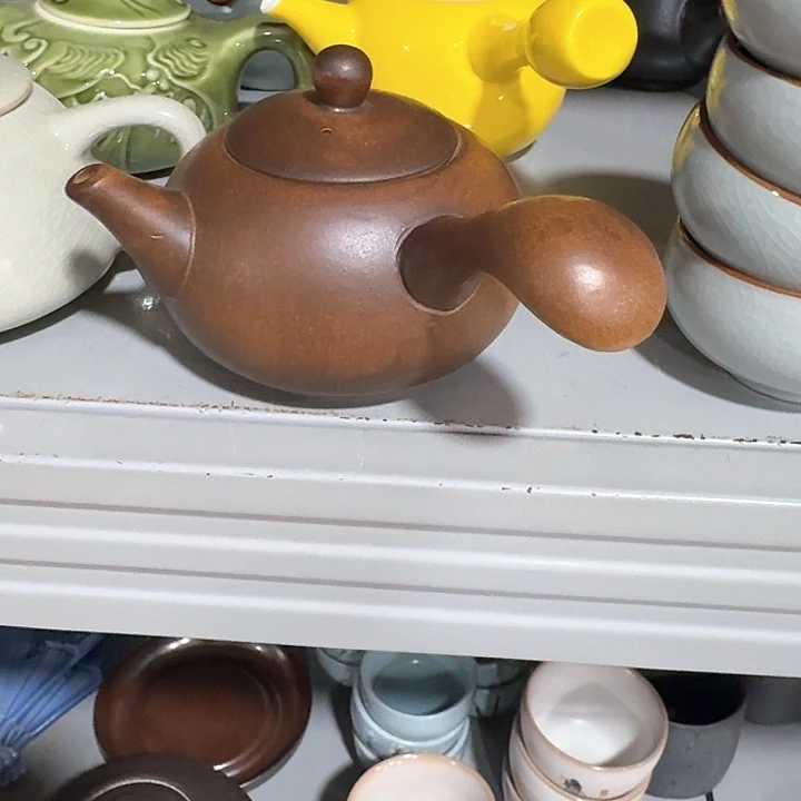 主人杯一个，瓷，品茗瓷