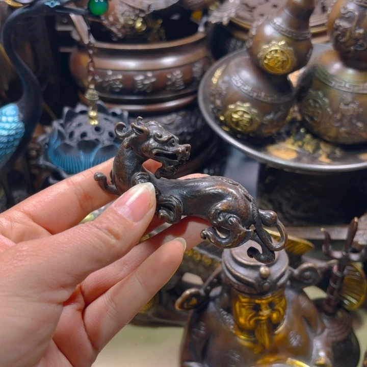 铜器摆件收收藏藏