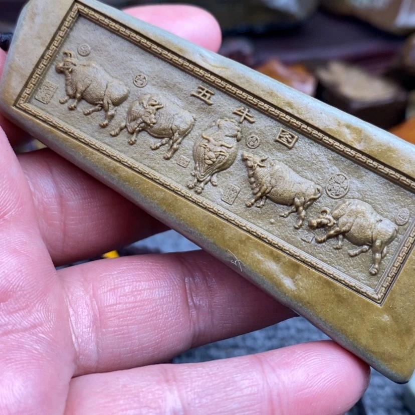 【闪购商品】原石雕刻手把件