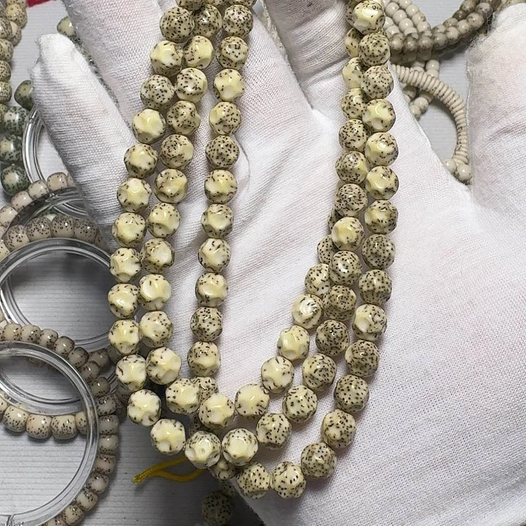 小***子手串星月菩提原生态石玉料8圆改奶酪无相脖挂