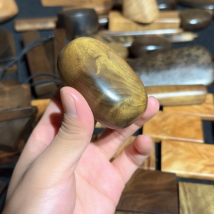 壹***德吊坠文玩核桃直播间链接一物一拍