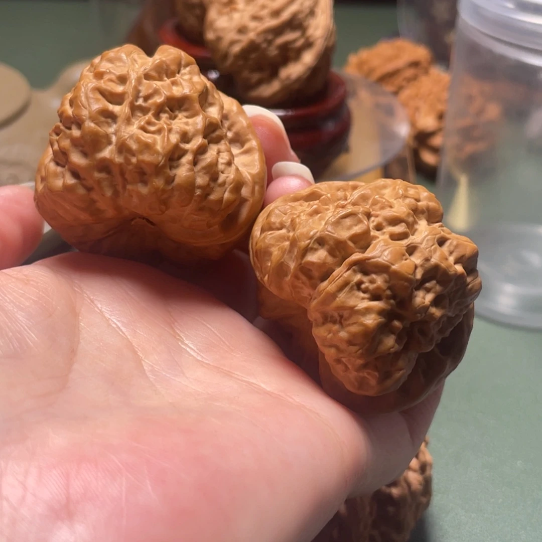 文玩核桃吊坠蛙蛙